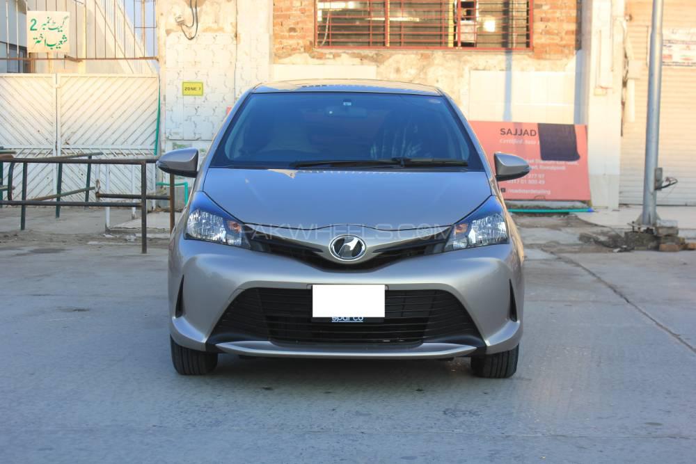Toyota Vitz 2015 for Sale in Islamabad Image-1