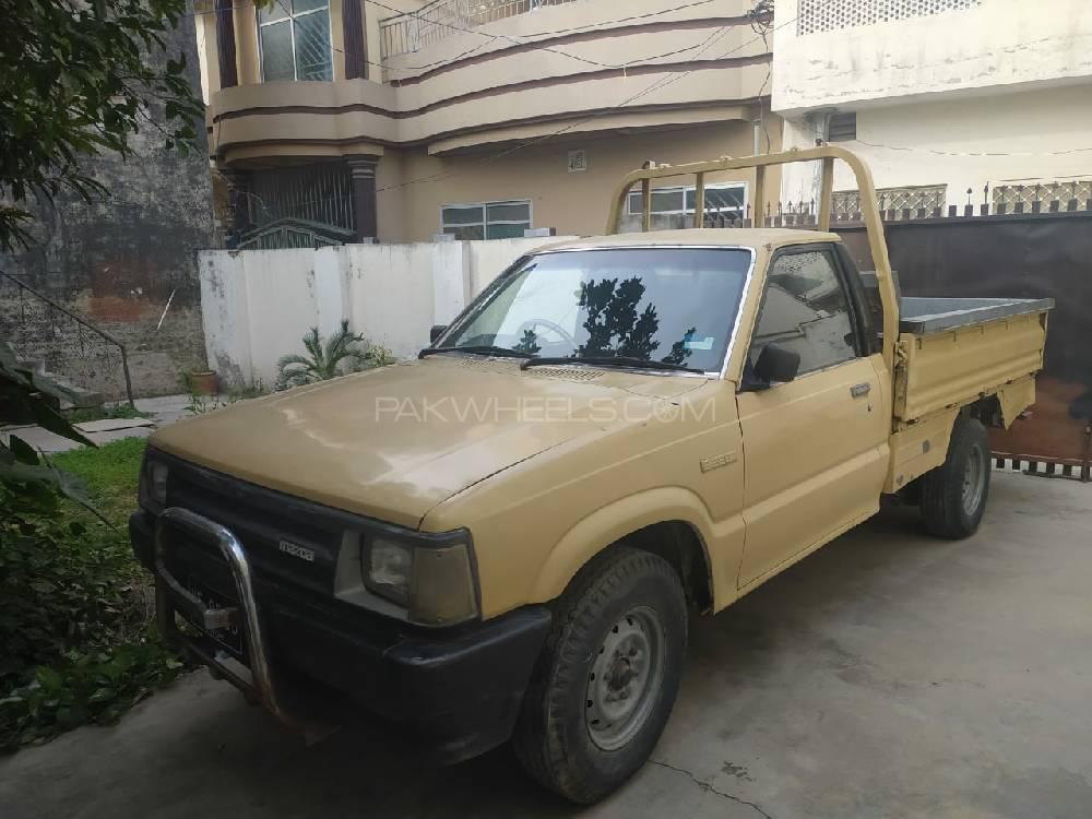Mazda B2200 1992 for Sale in Wah cantt Image-1