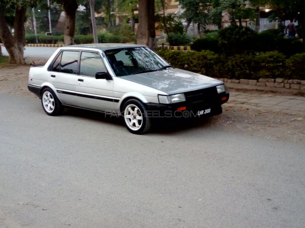 Toyota Corolla - 1985  Image-1