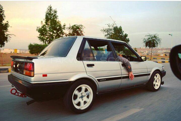 Toyota Corolla - 1985  Toyota Corolla - 1985  Image-5