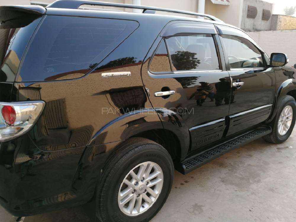 Toyota Fortuner 2015 for Sale in Multan Toyota Fortuner 2015 for Sale in Multan Image-6