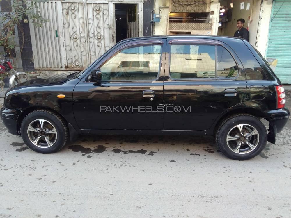 Nissan March 2002 for Sale in Lahore Nissan March 2002 for Sale in Lahore Image-8
