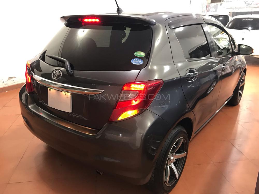 Toyota Vitz 2016 for Sale in Multan Toyota Vitz 2016 for Sale in Multan Image-4