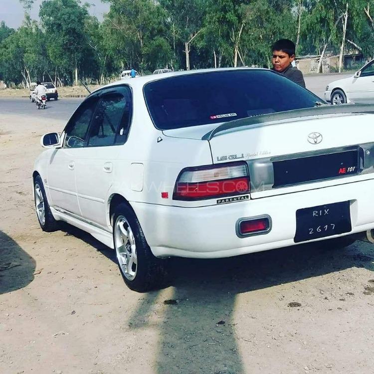 Toyota Corolla - 1999  Toyota Corolla - 1999  Image-2