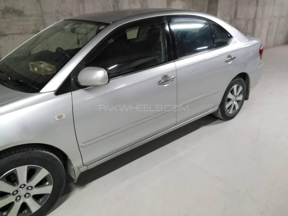 Toyota Premio 2003 for Sale in Islamabad Image-1