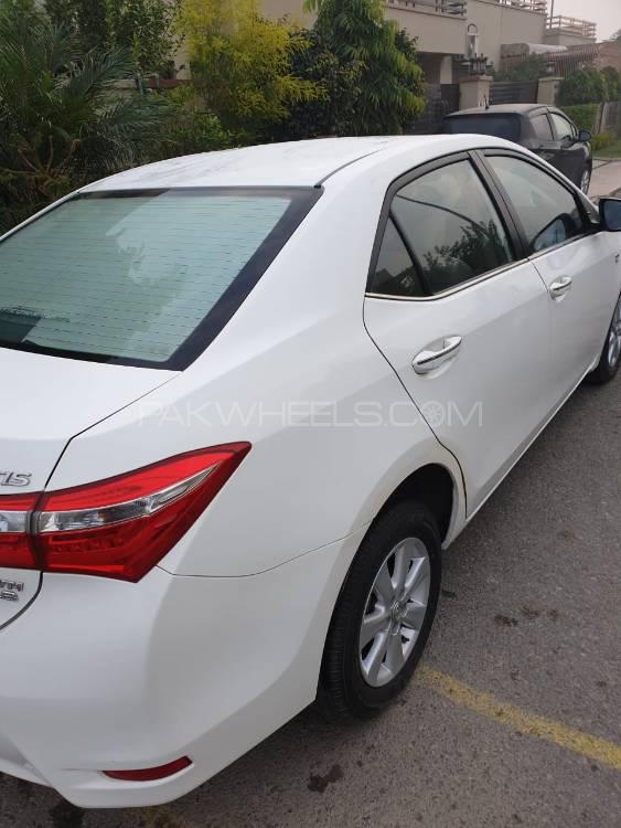 Toyota Corolla 2015 for Sale in Lahore Toyota Corolla 2015 for Sale in Lahore Image-6