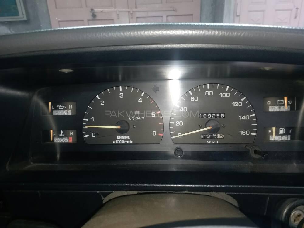 Toyota Hilux 1992 for Sale in Chiniot Image-1