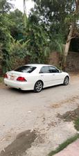 Toyota Crown - 2005