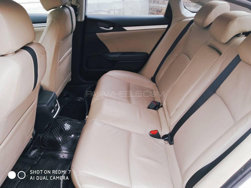 Honda Civic 2018 for Sale in Islamabad Honda Civic 2018 for Sale in Islamabad Image-12