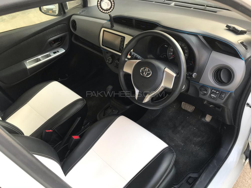 Toyota Vitz 2015 for Sale in Karachi Toyota Vitz 2015 for Sale in Karachi Image-7