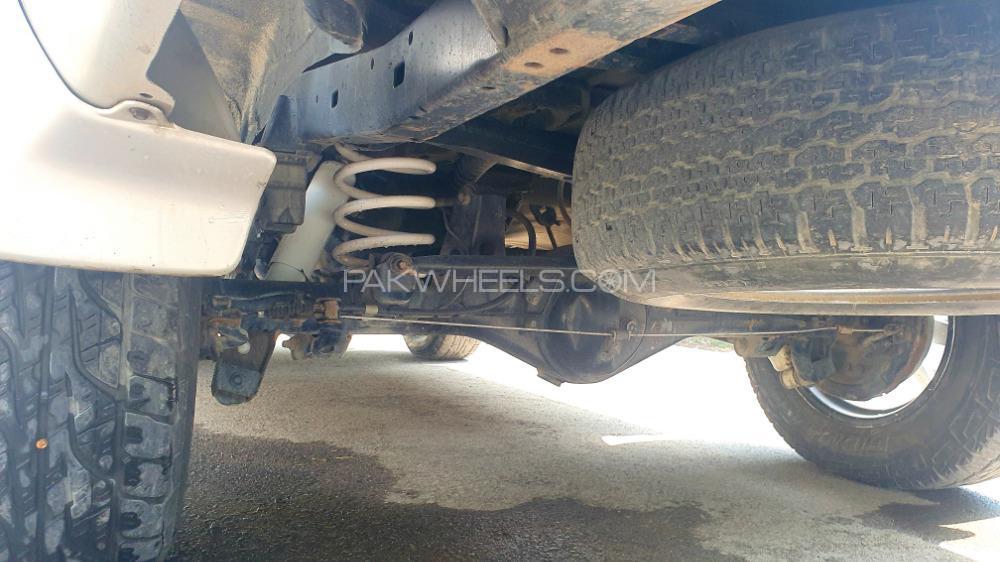 Toyota Surf 1999 for Sale in Peshawar Toyota Surf 1999 for Sale in Peshawar Image-12
