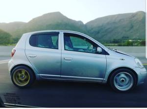 Toyota Vitz - 1999