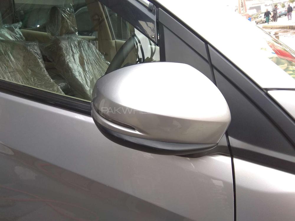 Honda BR-V 2017 for Sale in Lahore Honda BR-V 2017 for Sale in Lahore Image-11