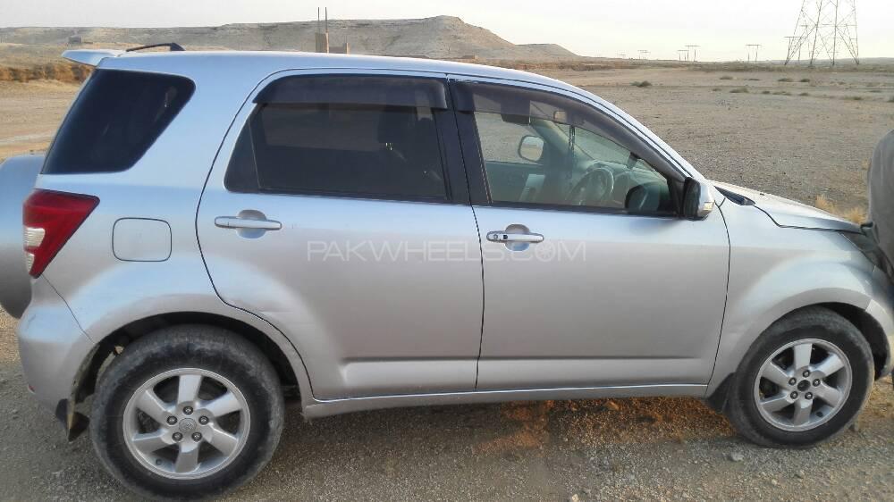 Toyota Rush 2014 for Sale in Hyderabad Image-1