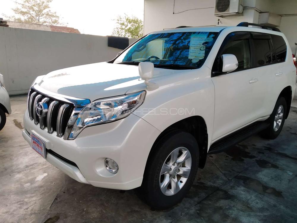 Toyota Prado 2012 for Sale in Lahore Toyota Prado 2012 for Sale in Lahore Image-3