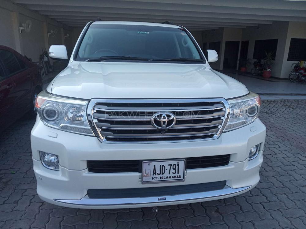 Toyota Land Cruiser 2013 for Sale in Gujranwala Image-1