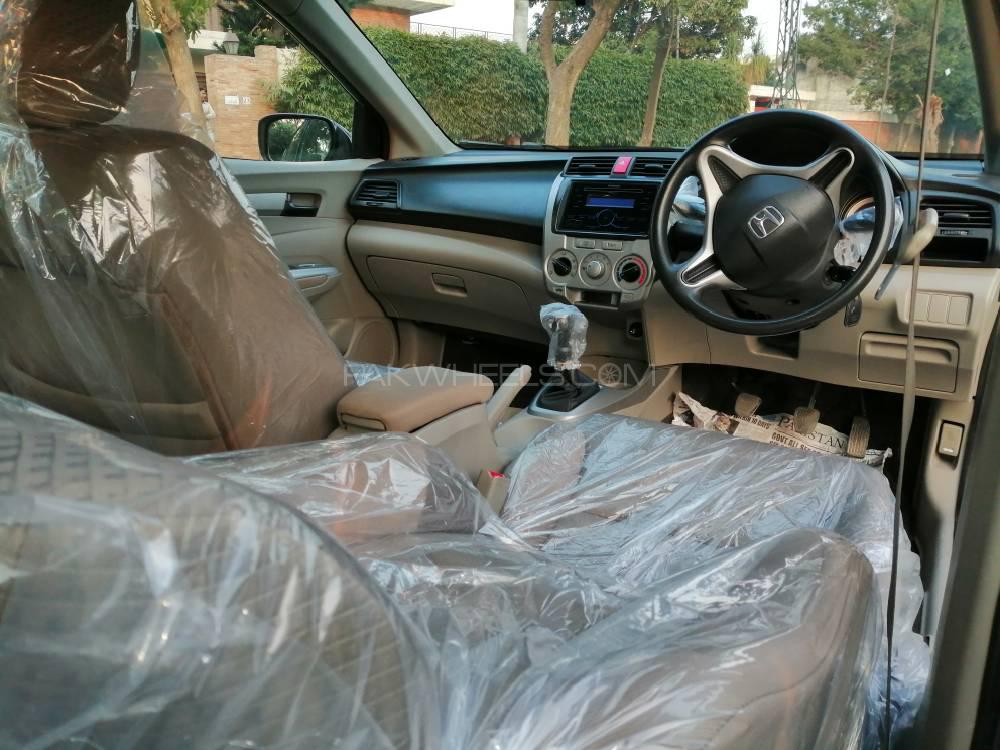 Honda City 2017 for Sale in Lahore Honda City 2017 for Sale in Lahore Image-16