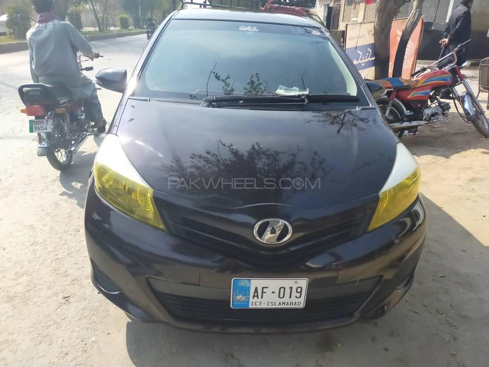 Toyota Vitz 2013 for Sale in Bahawalpur Image-1