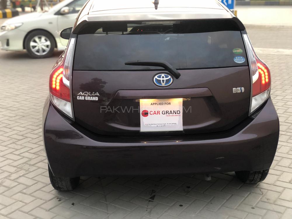 Toyota Aqua 2017 for Sale in Peshawar Toyota Aqua 2017 for Sale in Peshawar Image-6