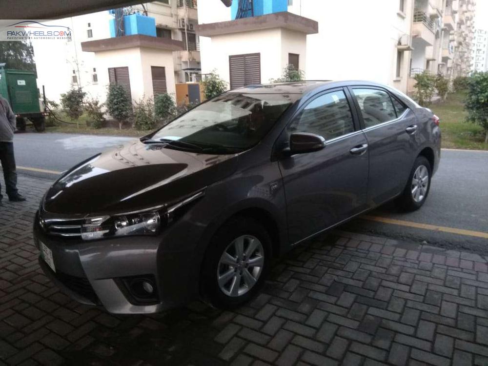 Toyota Corolla 2015 for Sale in Lahore Toyota Corolla 2015 for Sale in Lahore Image-2
