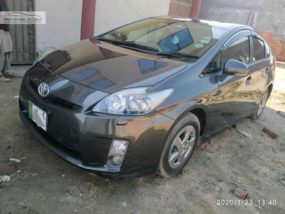 Toyota Prius 2011 for Sale in Lahore Toyota Prius 2011 for Sale in Lahore Image-2