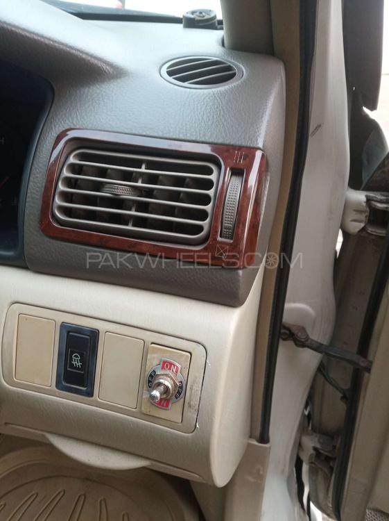 Toyota Corolla 2004 for Sale in Gujranwala Toyota Corolla 2004 for Sale in Gujranwala Image-10