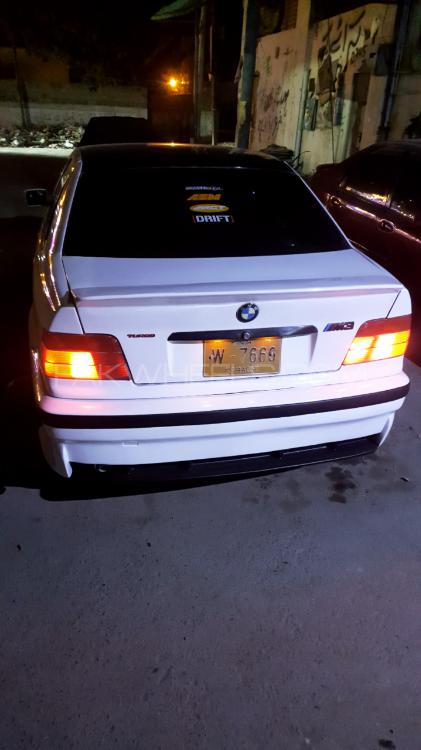 BMW 3 Series - 1996  BMW 3 Series - 1996  Image-5