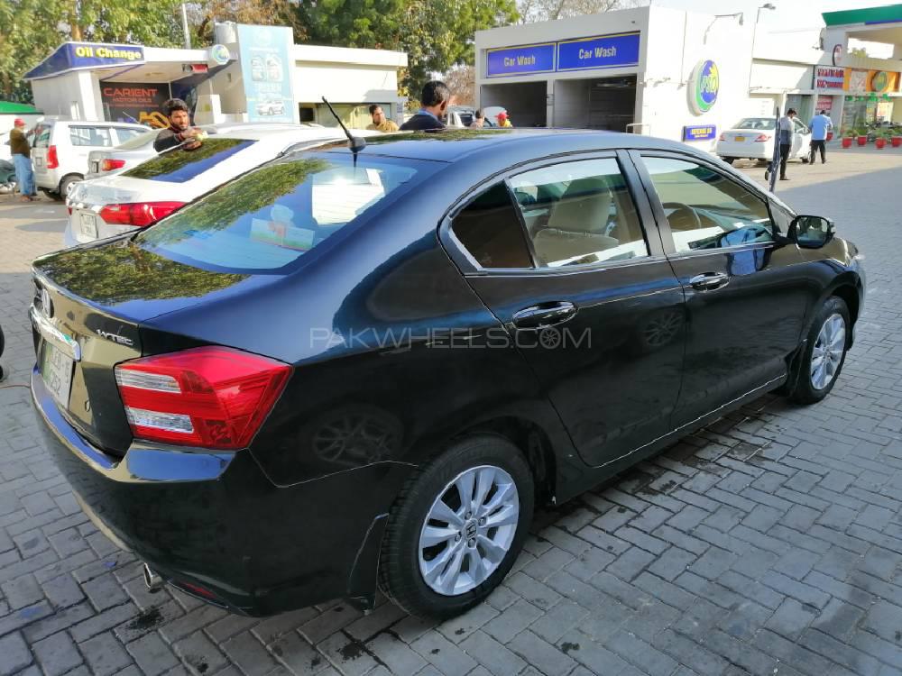 Honda City 2015 for Sale in Lahore Honda City 2015 for Sale in Lahore Image-16