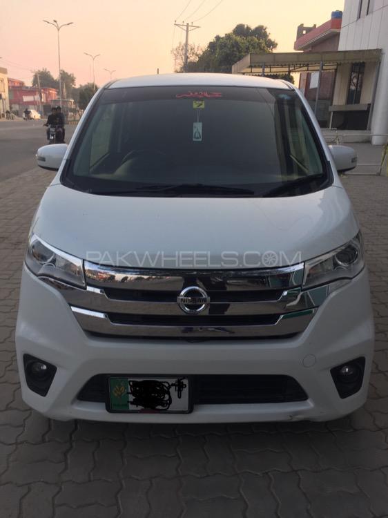 Nissan Dayz Highway Star 2015 for Sale in Sialkot Image-1