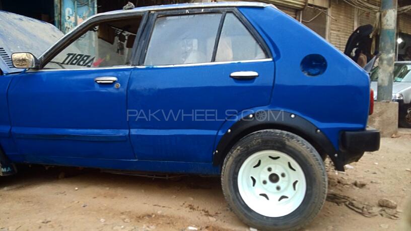 Daihatsu Charade - 1982  Daihatsu Charade - 1982  Image-4