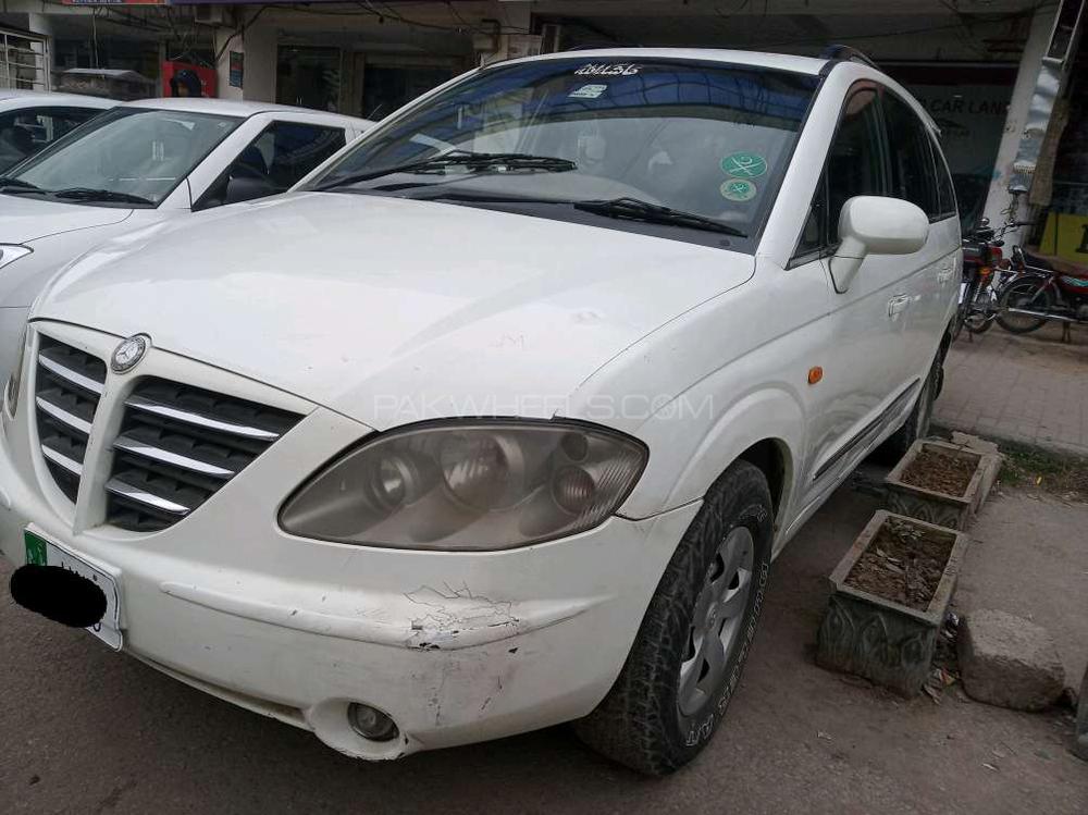 SsangYong Stavic 1998 for Sale in Islamabad Image-1