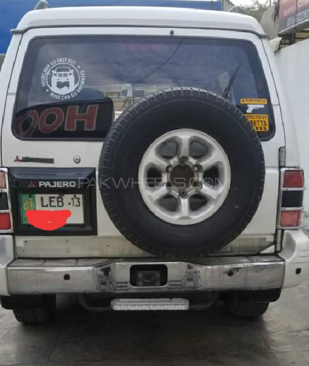 Mitsubishi Pajero 1995 for Sale in Lahore Mitsubishi Pajero 1995 for Sale in Lahore Image-3