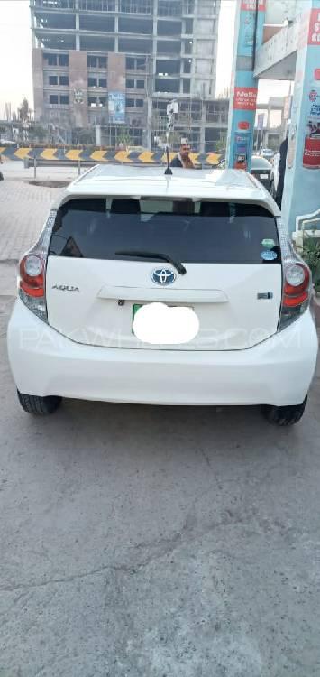 Toyota Aqua 2012 for Sale in Peshawar Toyota Aqua 2012 for Sale in Peshawar Image-5