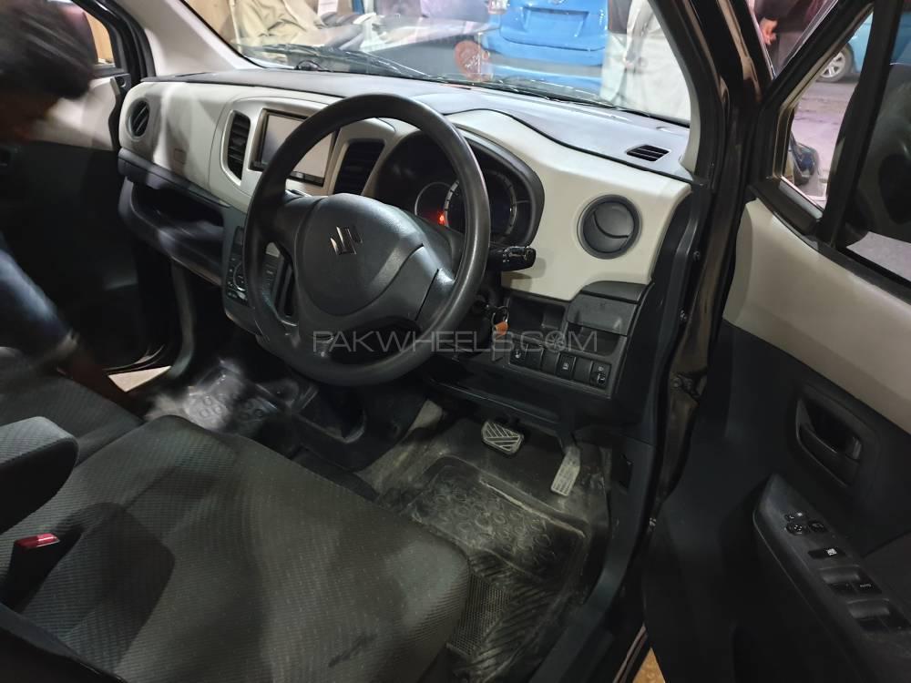 سوزوکی ویگن آر 2015 for Sale in لاہور سوزوکی ویگن آر 2015 for Sale in لاہور Image-9