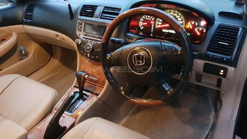 ہونڈا اکارڈ 2005 for Sale in لاہور ہونڈا اکارڈ 2005 for Sale in لاہور Image-13