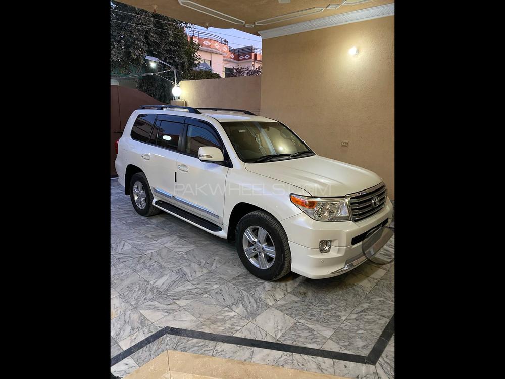Toyota Land Cruiser 2013 for Sale in Multan Image-1