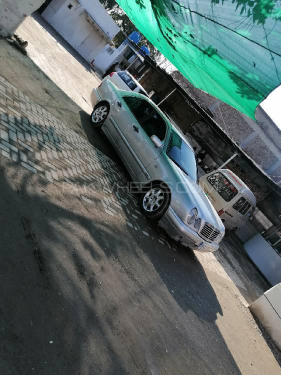 Mercedes Benz E Class 1995 for Sale in Haripur Image-1