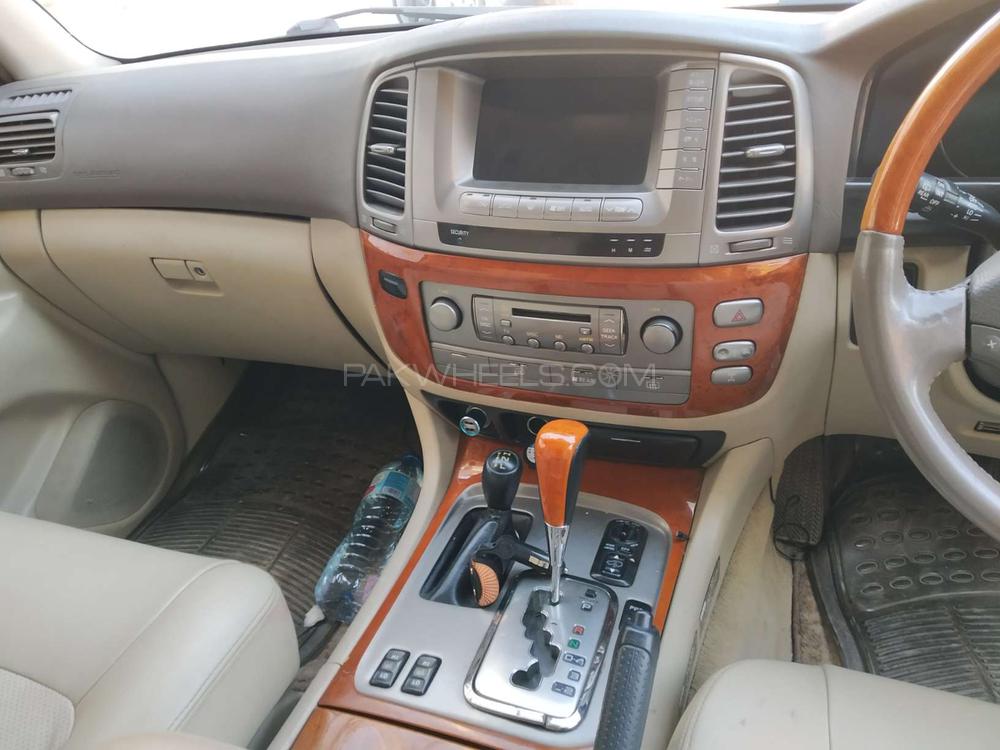 Toyota Land Cruiser 2003 for Sale in Lahore Toyota Land Cruiser 2003 for Sale in Lahore Image-7