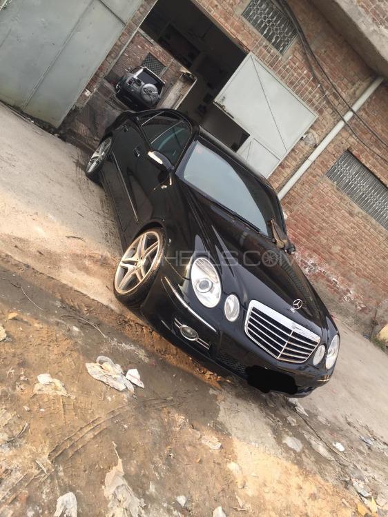 Mercedes Benz E Class 2004 for Sale in Islamabad Mercedes Benz E Class 2004 for Sale in Islamabad Image-2