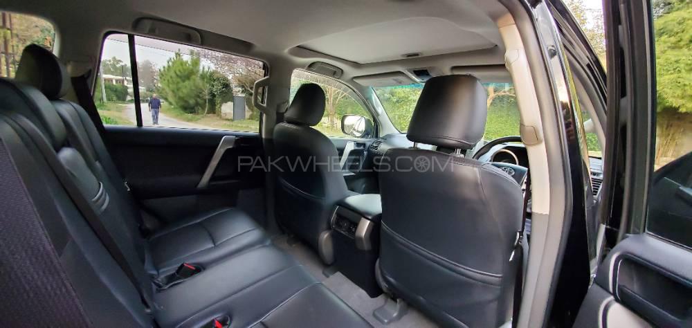 Toyota Prado 2011 for Sale in Rawalpindi Toyota Prado 2011 for Sale in Rawalpindi Image-13