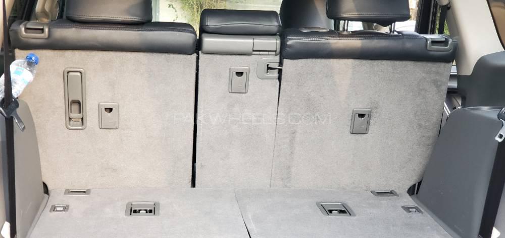Toyota Prado 2011 for Sale in Rawalpindi Toyota Prado 2011 for Sale in Rawalpindi Image-17