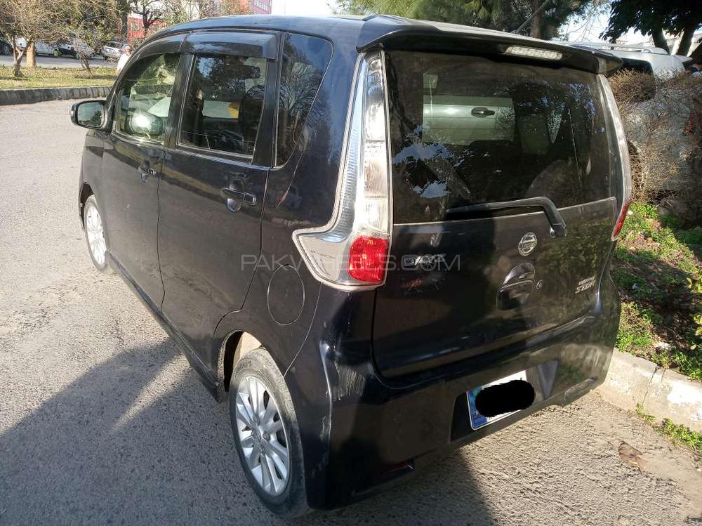 Nissan Dayz Highway Star 2014 for Sale in Islamabad Nissan Dayz Highway Star 2014 for Sale in Islamabad Image-5