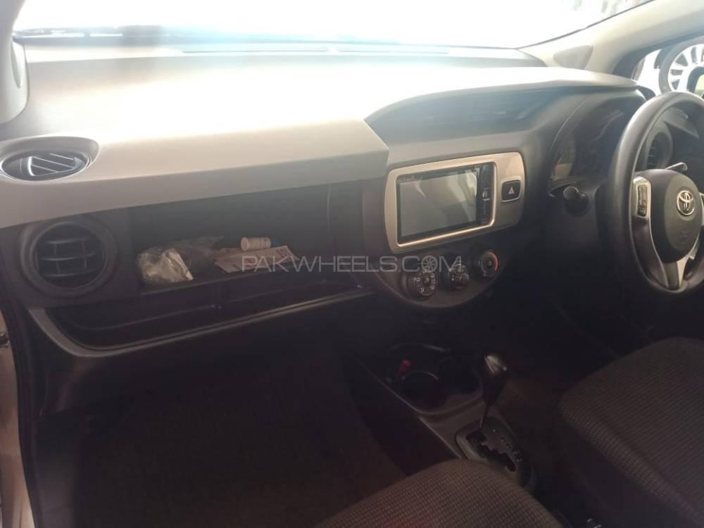 Toyota Vitz 2015 for Sale in Multan Toyota Vitz 2015 for Sale in Multan Image-5