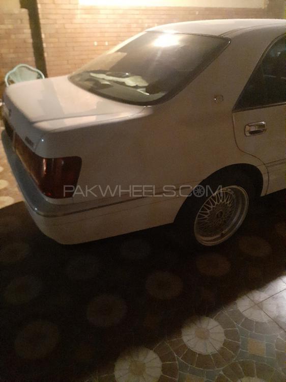 Toyota Crown 2003 for Sale in Lahore Toyota Crown 2003 for Sale in Lahore Image-5
