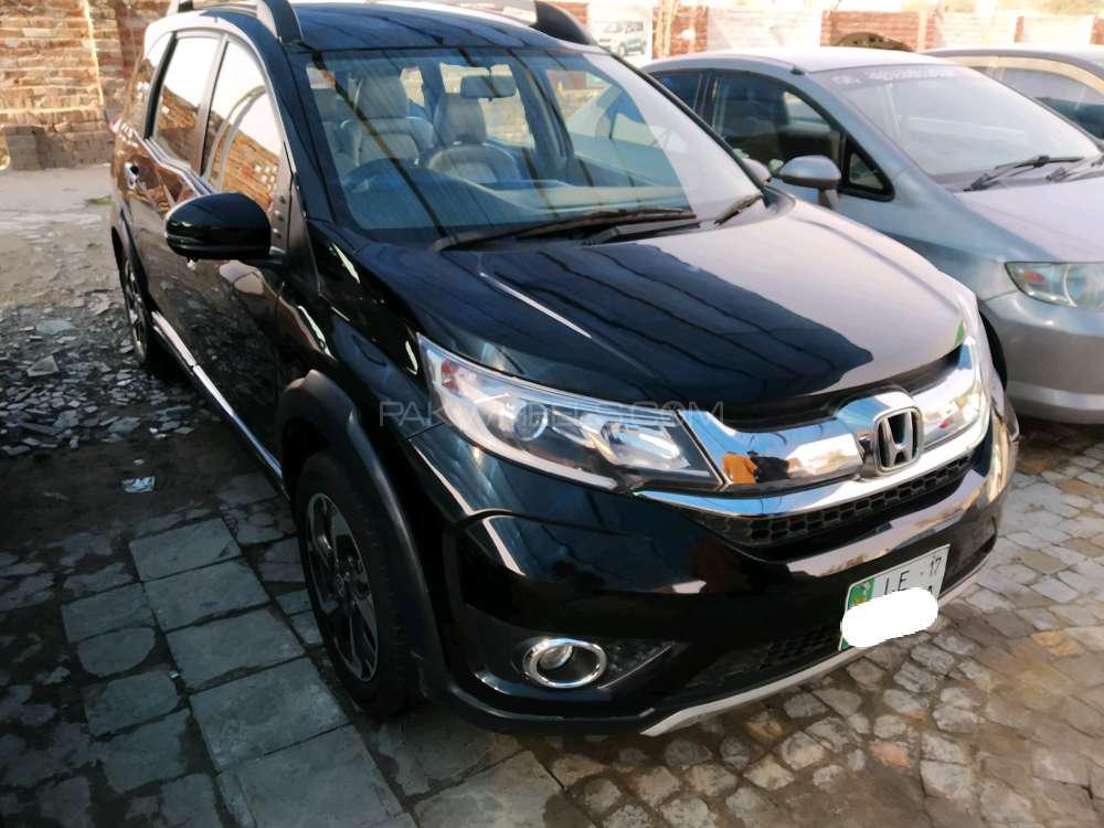 Honda BR-V 2017 for Sale in Lahore Honda BR-V 2017 for Sale in Lahore Image-3