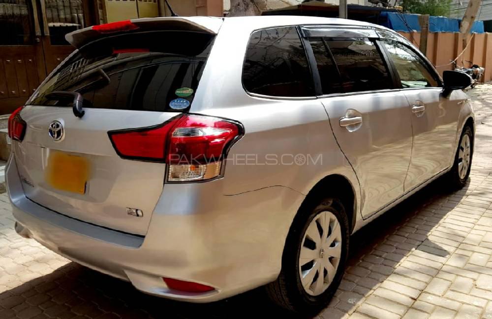 Toyota Corolla Fielder 2015 for Sale in Karachi Toyota Corolla Fielder 2015 for Sale in Karachi Image-5