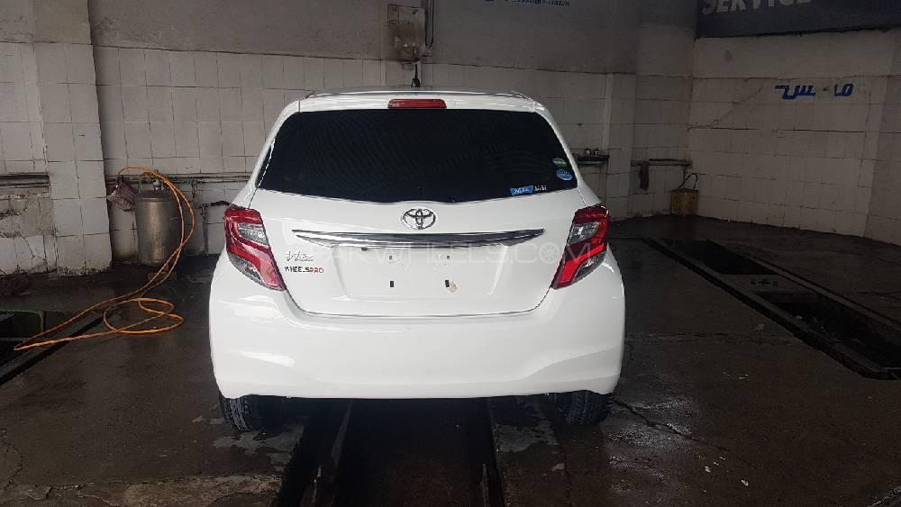 Toyota Vitz 2016 for Sale in Peshawar Toyota Vitz 2016 for Sale in Peshawar Image-4