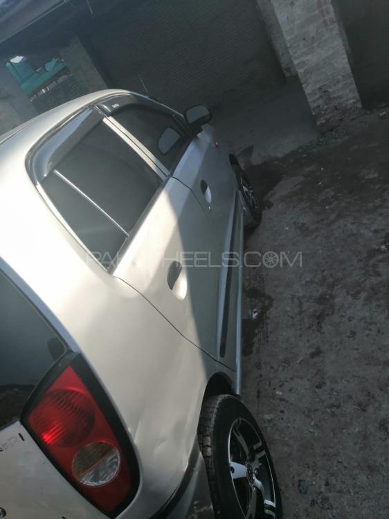 Hyundai Santro 2003 for Sale in Shahpur Saddar Hyundai Santro 2003 for Sale in Shahpur Saddar Image-8