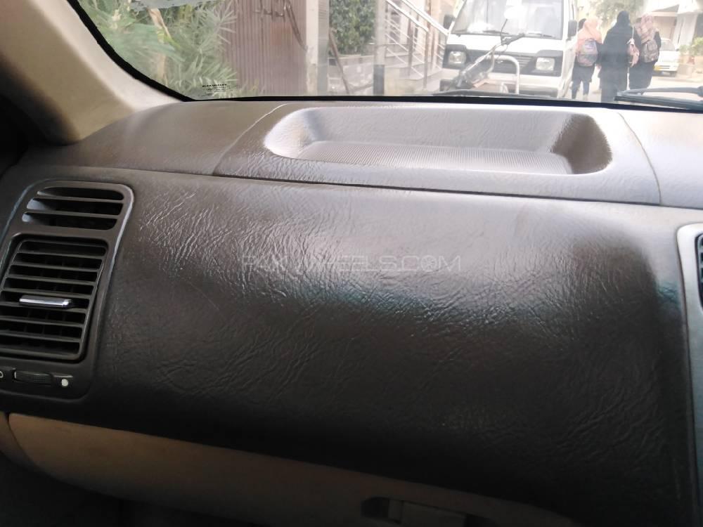 Honda Civic 2005 for Sale in Karachi Honda Civic 2005 for Sale in Karachi Image-4