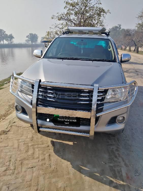ٹویوٹا ہائیلکس 2013 for Sale in سیالکوٹ ٹویوٹا ہائیلکس 2013 for Sale in سیالکوٹ Image-4